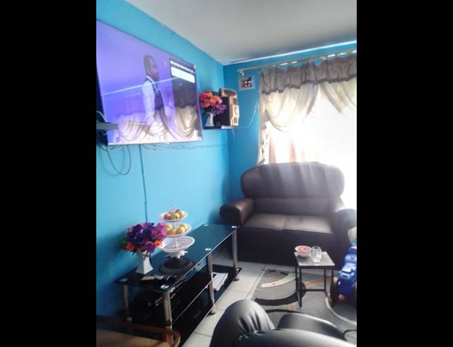 2 BEDROOM APARTMENT FOR SALE IN EMPANGENI CENTRAL